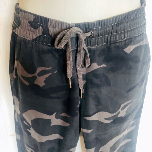 Design Lab Camo Joggers with Pockets Elastic Waist XS - Picture 2 of 9
